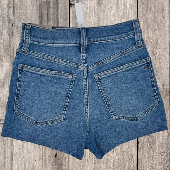 MADEWELL THE PERFECT DENIM SHORT, SIZE 24 - Picture 2 of 2